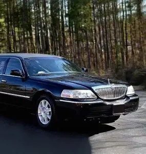 lincoln town car stretch
